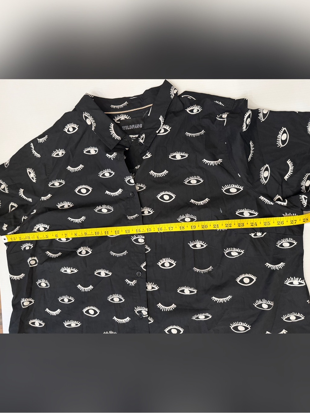 Wildfang THE ESSENTIAL BUTTON UP Short-Sleeve Black Eye-Print Size 3X - Picture 10 of 11
